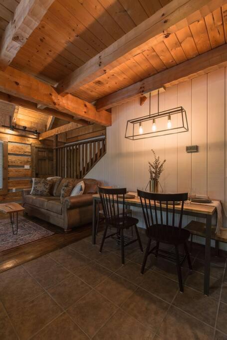Southern Oak Cabin - Newly Remodeled - Close To All Attractions Sevierville Esterno foto