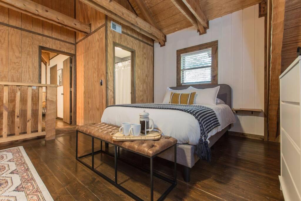 Southern Oak Cabin - Newly Remodeled - Close To All Attractions Sevierville Esterno foto